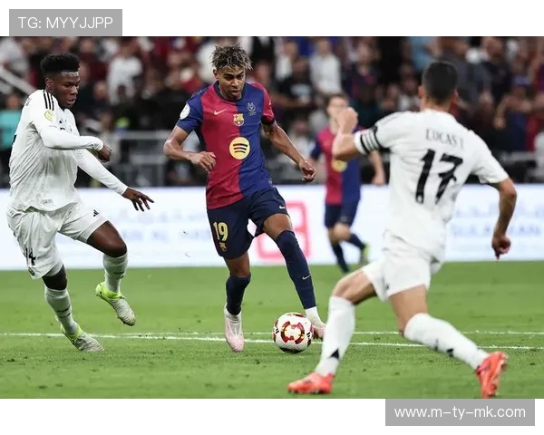 西甲争冠格局演变：从二人转领跑到三强竞逐